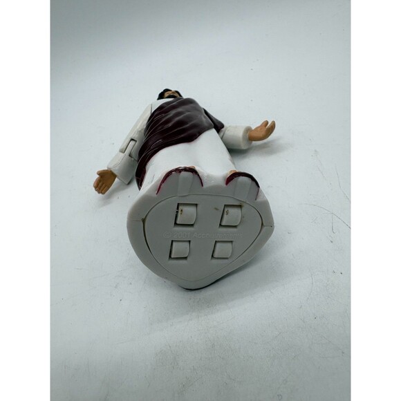 Vintage Jesus Christ 2001 Accoutrements 5 Inch Poseable Action Figure - Picture 7 of 7